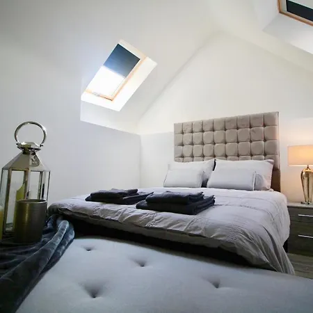 Apartment #stayhere 7 - Sleeps 4, Leeds City Duplex