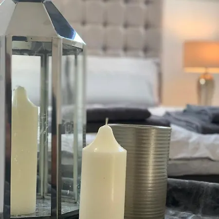 #stayhere 7 - Sleeps 4, Leeds City Duplex *
